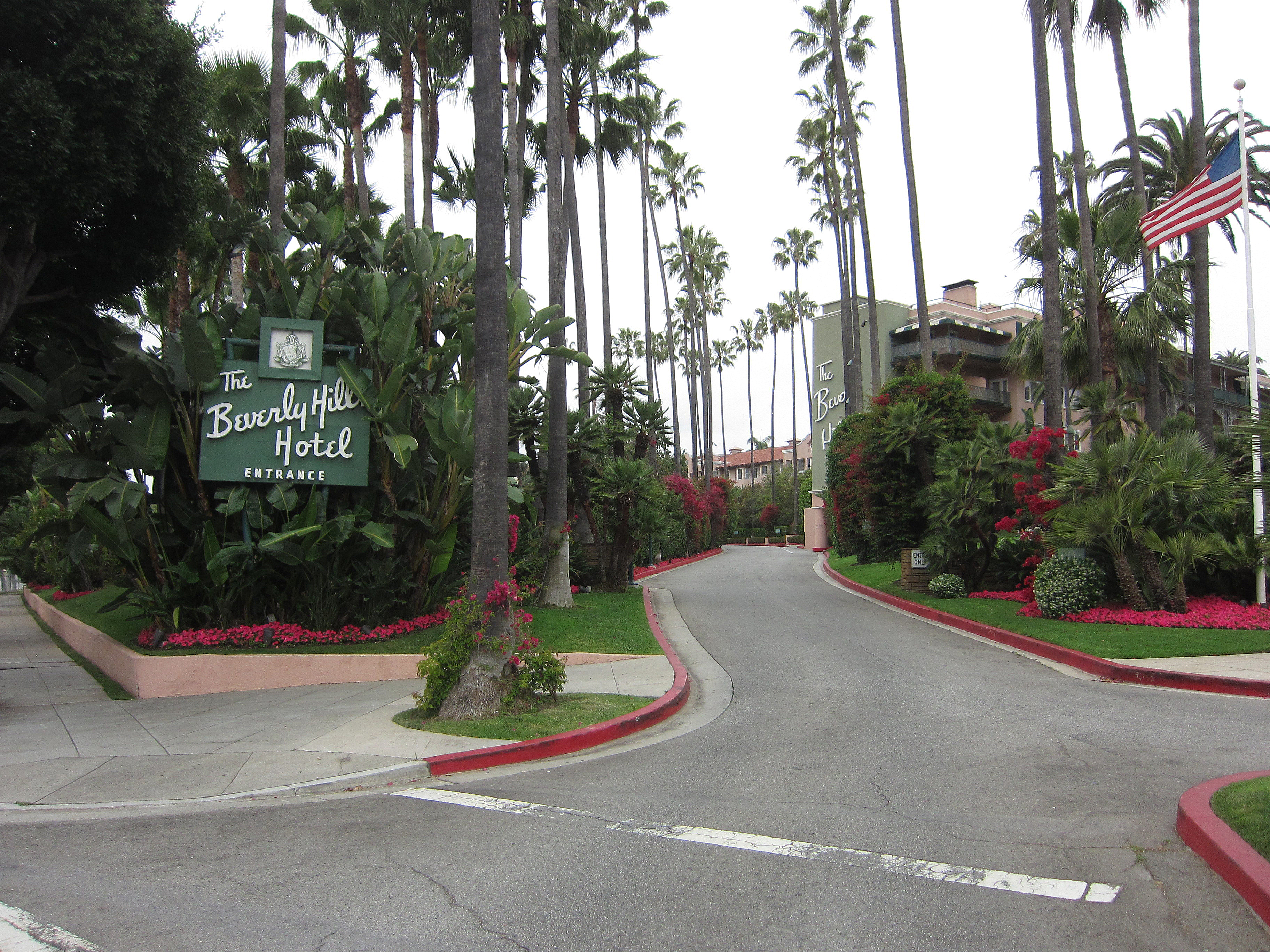 26 Old Hollywood Hotels You Can Still Book Today